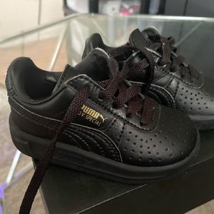 Toddler Puma Sneakers Size 4C